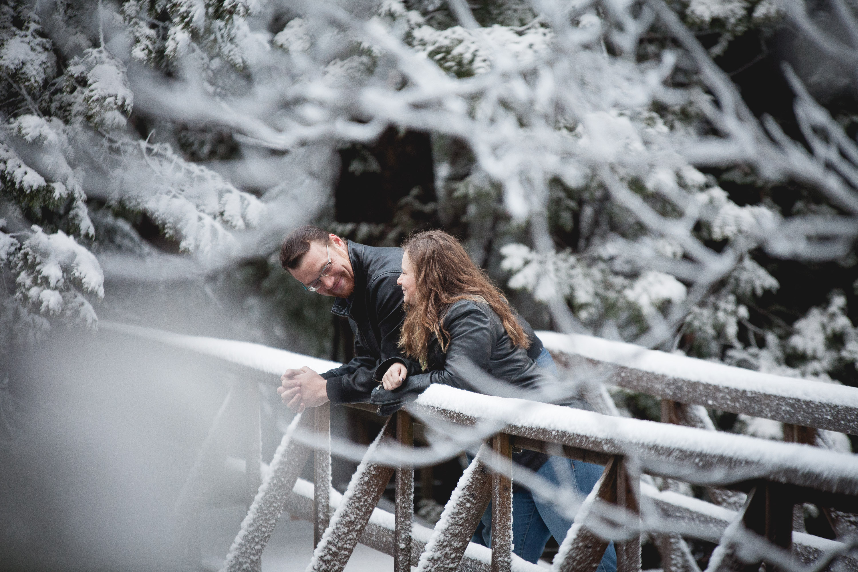 Meaford winter couple photography