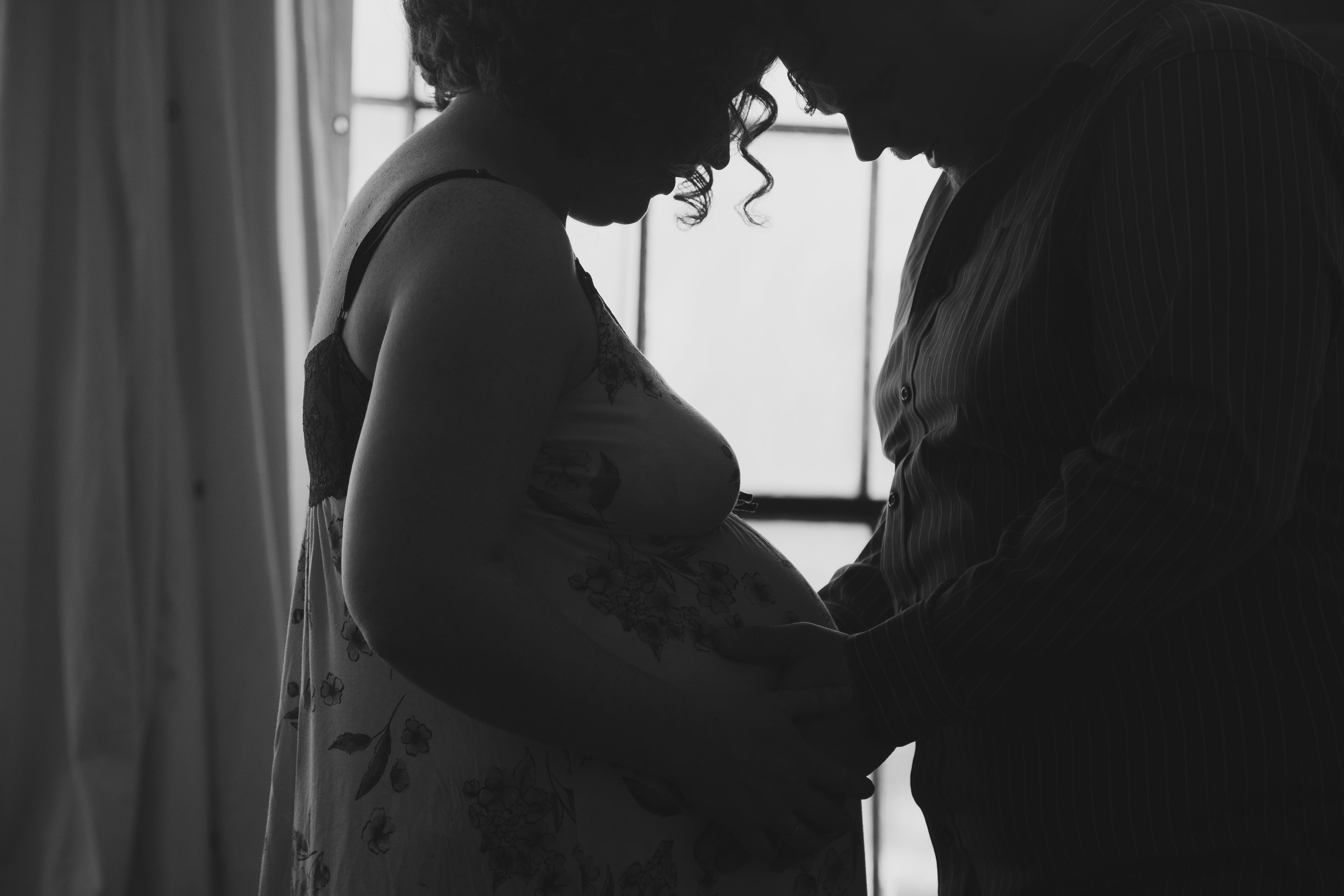 toronto maternity boudoir photographer