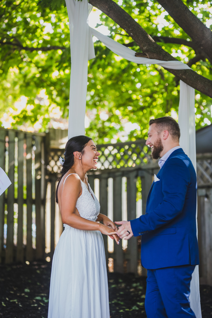 bride and groom in Barrie, Ontario wedding